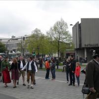 Maifeier und Maibaum aufstellen